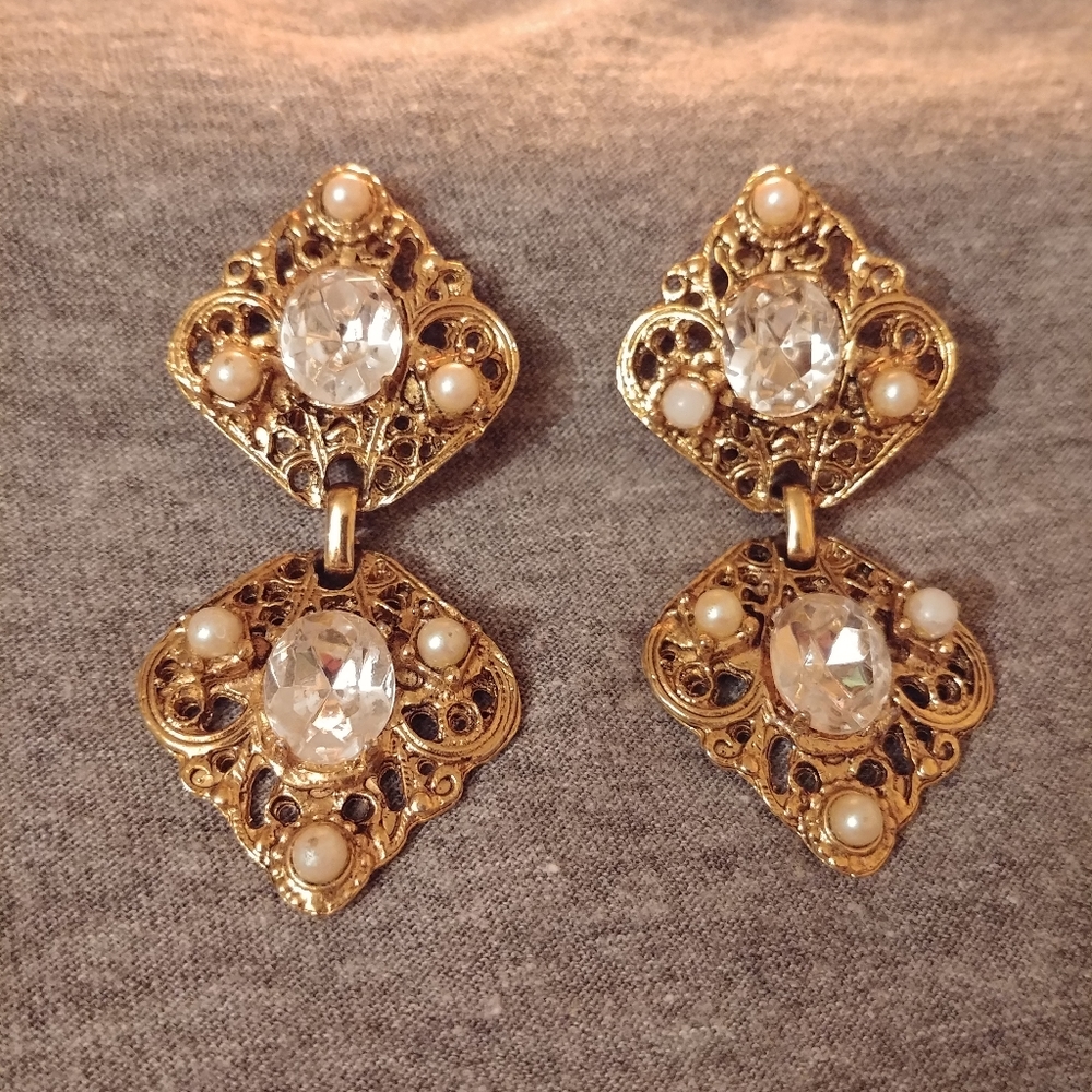 Vintage Clip on Earrings
